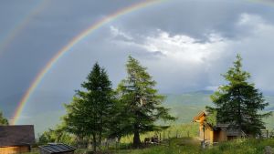 Regebogen auf der Alm